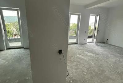 Apartament 3 camere cu terasa, str. Anton Pann - 5