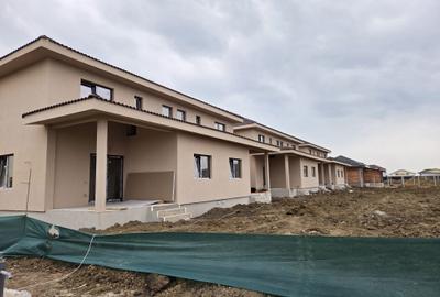 Casă cu 4 camere în Moșnița Veche - 7