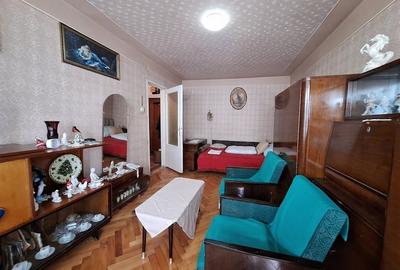 Apartament cu 2 camere semidecomandat în Torontalului - 3