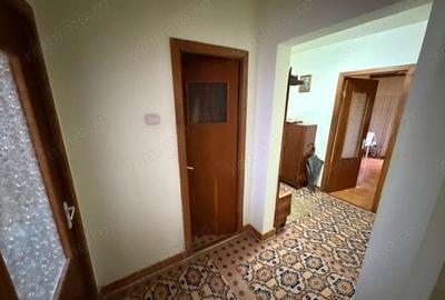 Apartament cu 3 camere decomandat în Central - 9