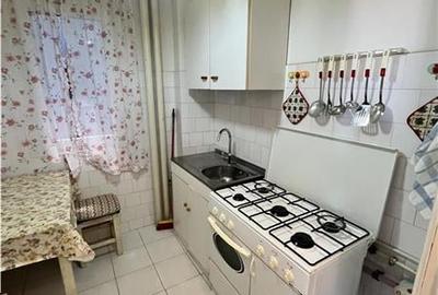 3 camere decomandat Sagului la 5 min de Shopping City - 9