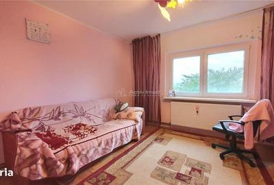 Apartament cu 3 camere decomandat în Obcini - 14