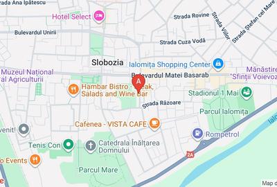 Apartament, decomandat cu centrală proprie, amenajat în regie proprie.