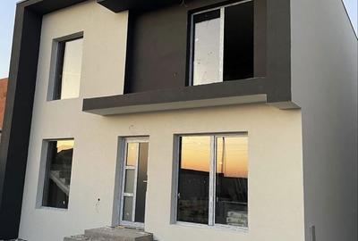 Casă cu 4 camere în Central - 6