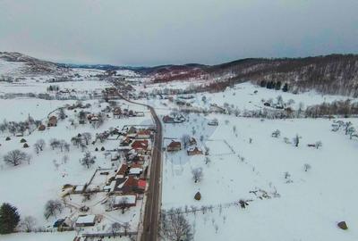 Casă cu 4 camere din cărămidă, de vânzare în zona Bratca-Damiș - 49