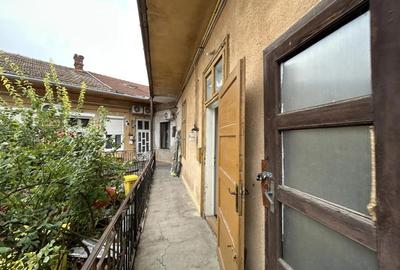 Vand apart.1 Piata Catedralei,st.58 mp. parter inalt+ pivnita - 3