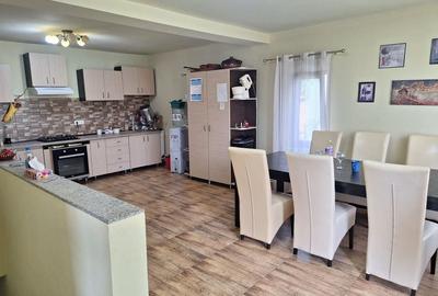 Casă cu 4 camere cu Teren 1325 Mp în Belciugatele - 15