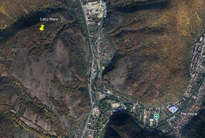 Teren de 2158 mp, în Mehadia - 2