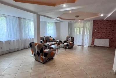 Casă cu Teren 1153 Mp în Solca - 14