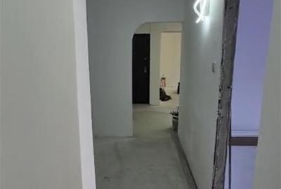 Berceni-Aparatorii Patriei, apartament 3 camere,loc parcare - 3