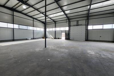 Spațiu industrial, de 500 mp, în Central - 14