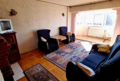 Apartament cu 4 camere decomandat în Central - 8