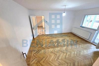 Apartament doua camere spatios Rovine etaj 1 cu centrala 54mp 1978 - 5