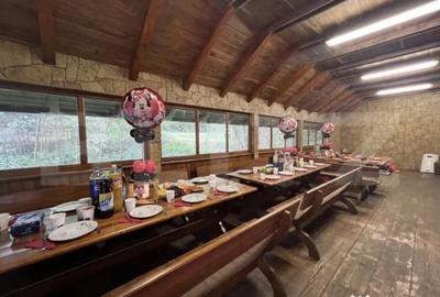 Casă cu 7 camere cu Teren 1500 Mp în Central - 7