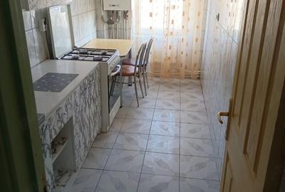 Garsonieră decomandată în Central - 3