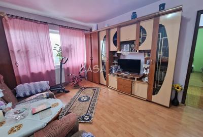 Apartament cu 2 camere semidecomandat, mobilat în 9 Mai