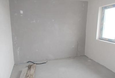 Casă cu 4 camere cu Teren 350 Mp în Crișan - 11