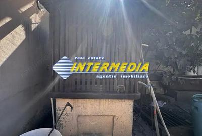 Casa veche cu Anexe cu 1313 mp Teren in Lancram centru la asfalt toate utilitatiile - 6