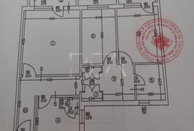 Apartament cu 3 camere decomandat în Drumul Taberei