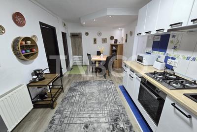 Apartament cu 3 camere decomandat, mobilat în Vasile Aaron - 1