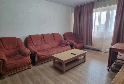 Apartament cu 3 camere decomandat în Central - 1