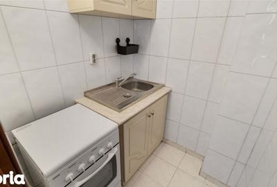 Apartament cu 3 camere semidecomandat, mobilat în Nerva Traian - 13