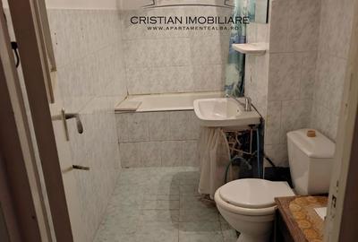 Apartament cu 2 camere semidecomandat în Cetate