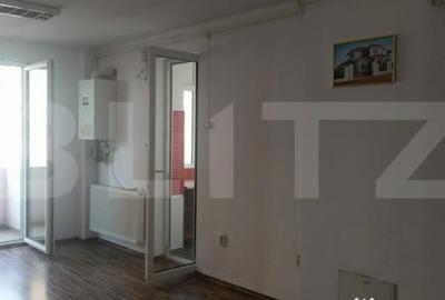 Garsonieră decomandată, mobilată în Central - 4