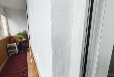 Apartament cu 3 camere decomandat în Astra - 2