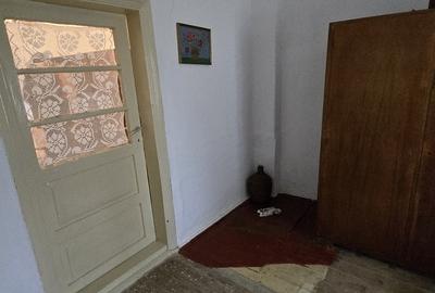 Casă cu 5 camere cu Teren 703 Mp în Central - 2