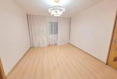 Apartament 3 camere, Renovat 2025, MODERN, etaj 3,Bacau - 9