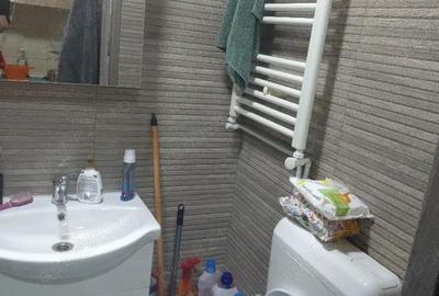 Garsonieră decomandată în Central - 2