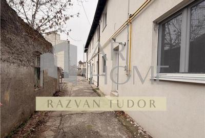 Spațiu comercial, de 36 mp, în Central