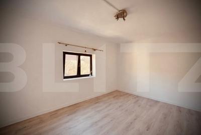 Apartament cu 2 camere decomandat în Ghioroc - 10