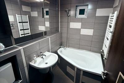 Apartament cu 3 camere decomandat în Exterior Vest - 1