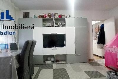 Apartament cu 2 camere nedecomandat în Micro 15