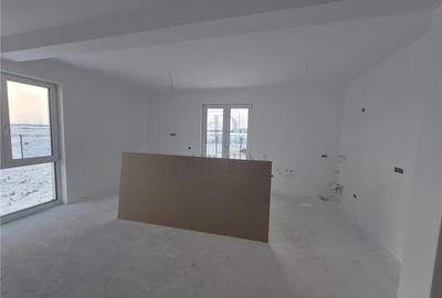 Duplex superb cu 4 dormitoare - teren 330 mp - locatie foarte buna - 5