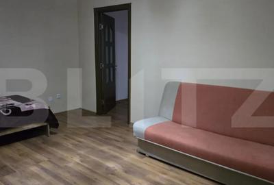 Apartament cu 2 camere semidecomandat, mobilat în Micro 14