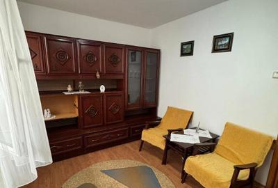 Vand apartament cu 2 camere parter - 1