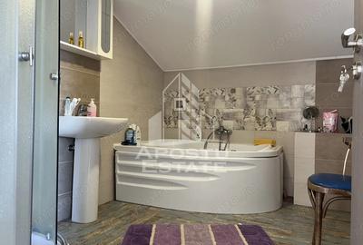 Casă cu 5 camere cu Canalizare în Sânandrei - 2