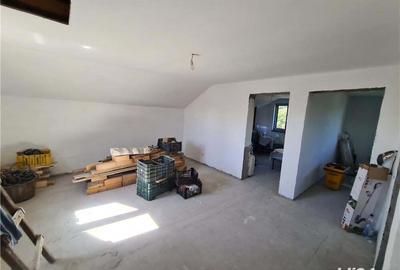 Casă cu Teren 600 Mp în Letea - 4