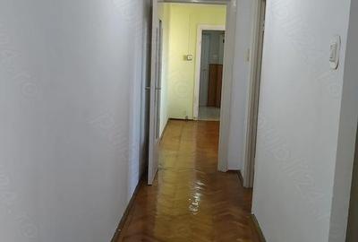 Apartament cu 3 camere semidecomandat în Circumvalațiunii - 4