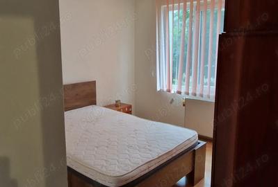 Inchiriez apartament 4 camere zona Tractorul - 1