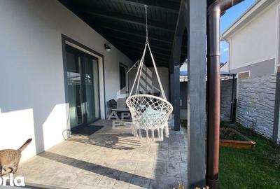 Casă cu 5 camere cu Teren 325 Mp în Central - 2