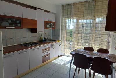 Apartament cu 2 camere decomandat în Calea Turzii