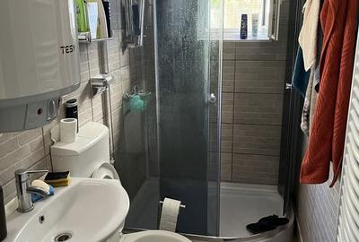 Apartament cu 3 camere în Poiana - 4