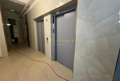 Apartament cu 3 camere semidecomandat în Central - 3