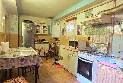 CENTRU 2 CORPURI DE CASA DIN CARAMIDA 5 CAMERE 2 BAI 2 BUCATARII UTILITATI, GAZE - 17