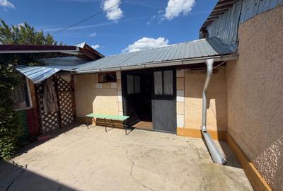 Casă cu 4 camere în Adâncata