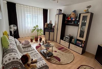 Apartament cu 3 camere decomandat în Central - 2